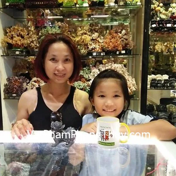 Chị Loan- Khách hàng mua Tỳ Hưu Bắc Kinh đen chuẩn KBD_S
