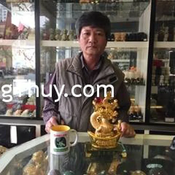 Chú Tứ-khách hàng mua rồng vàng G093A