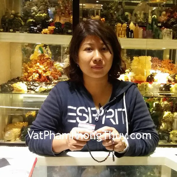 Chị Tiên - khách hàng mua Chuỗi dây hạt lựu có 2 quả tài lộc phỉ thúy S6336