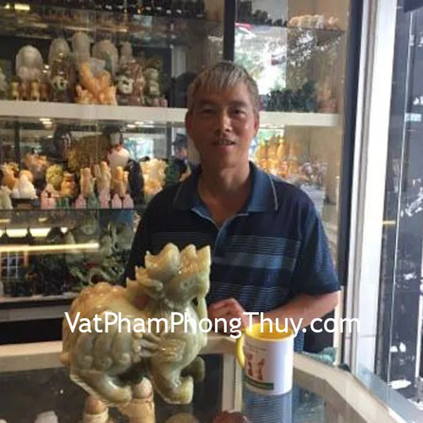 Anh Thanh - khách hàng mua tỳ hưu Bắc Kinh xanh khủng