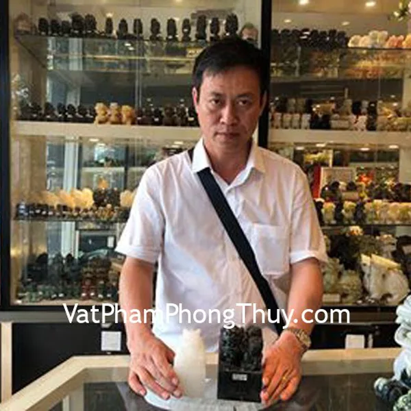 Anh Tùng - khách hàng mua ấn rồng bạch ngọc GM036 và ấn tỳ hưu ngọc cổ thanh