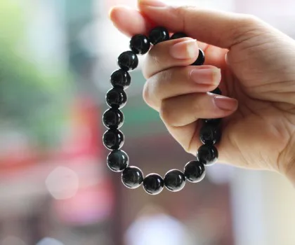 Chuỗi hắc ngà trơn A+ 12 li S6251