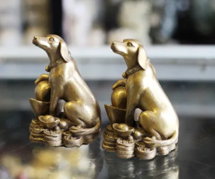 Con chó trên đỉnh vàng(nhỏ) FD270