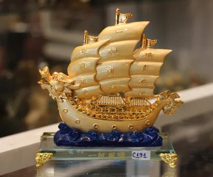 Thuyền buồm rồng vàng trên sóng xanh đế thuỷ tinh -Thịnh phong phá sóng FC191A