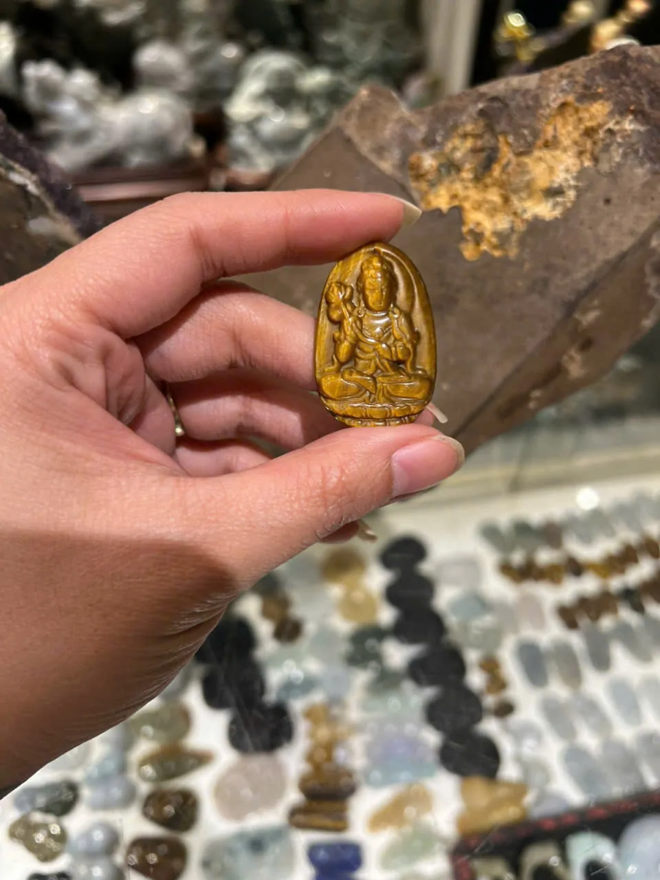 Phật bản mệnh đá mắt mèo trung- Ngọ ( Đại Thế Chí Bồ Tát) S6842-5