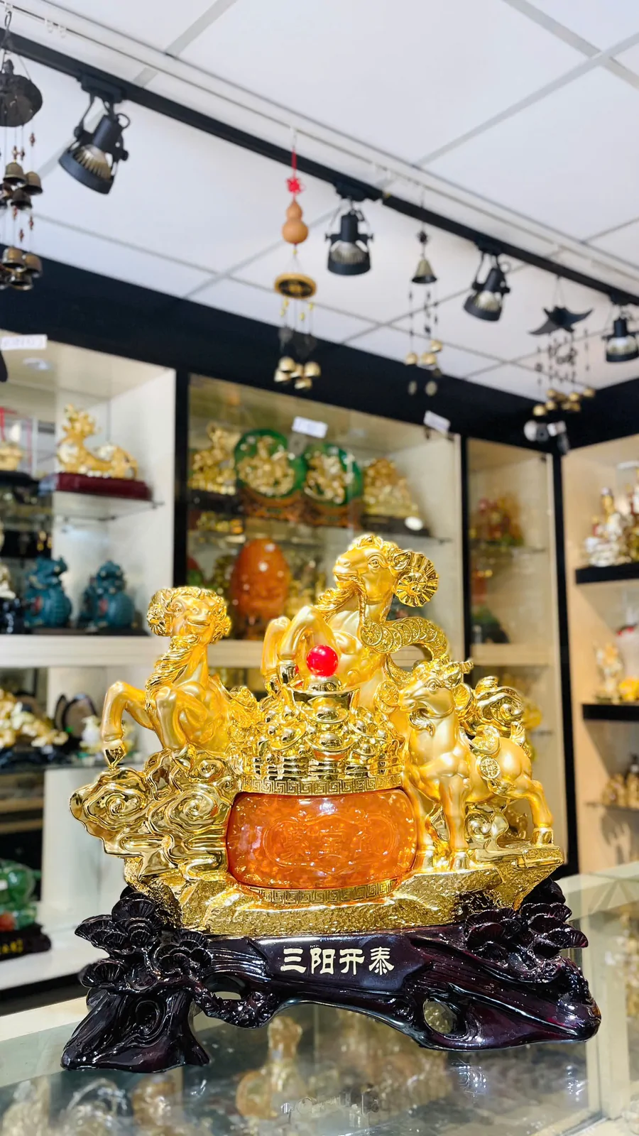 Dê 3 con trung - tam dương tụ bảo H017G