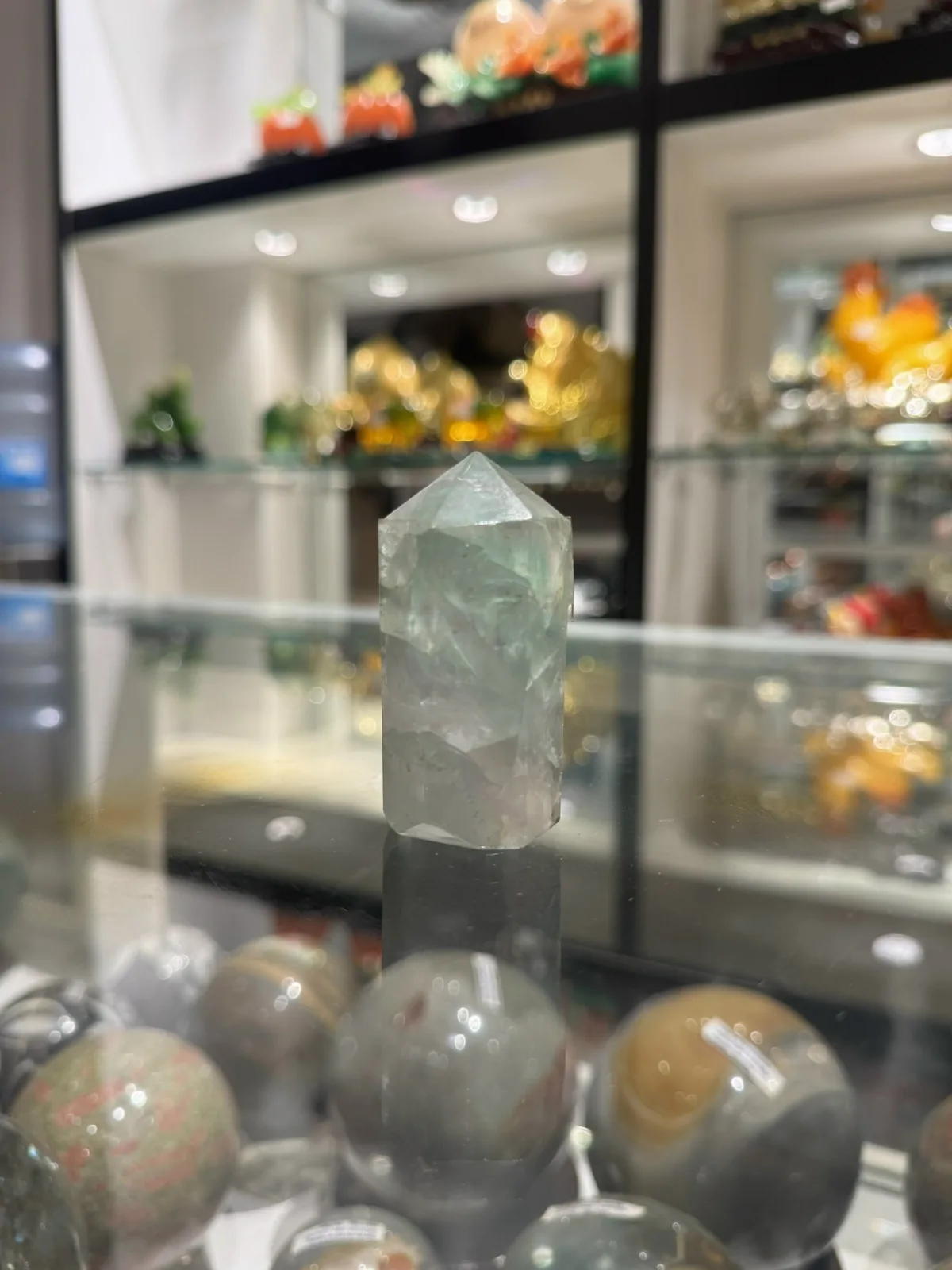 Trụ đá dạ quang xanh (108gr/5304k) HM056-4-573