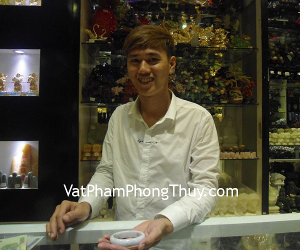 Anh Hưng - khách hàng mua vòng ngọc Myanmar VM106-9900
