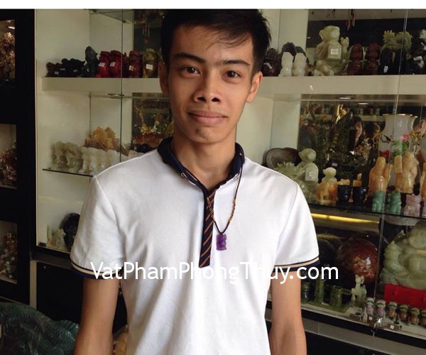 Anh Thủy - khách hàng mua cú mèo thạch anh tím S6081