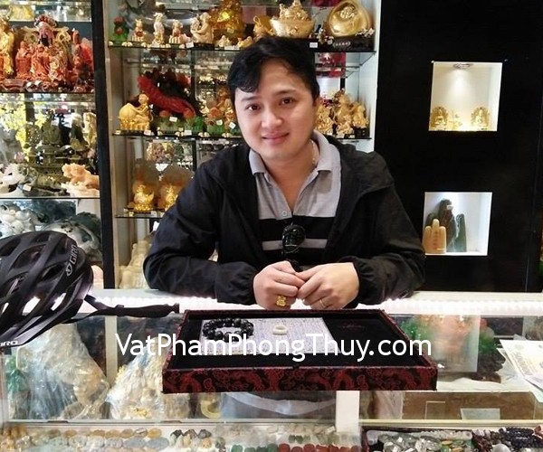 Anh Tấn - khách hàng mua vòng tay hắc ngà S6250 và nhẫn ngọc Phỉ Thúy S845
