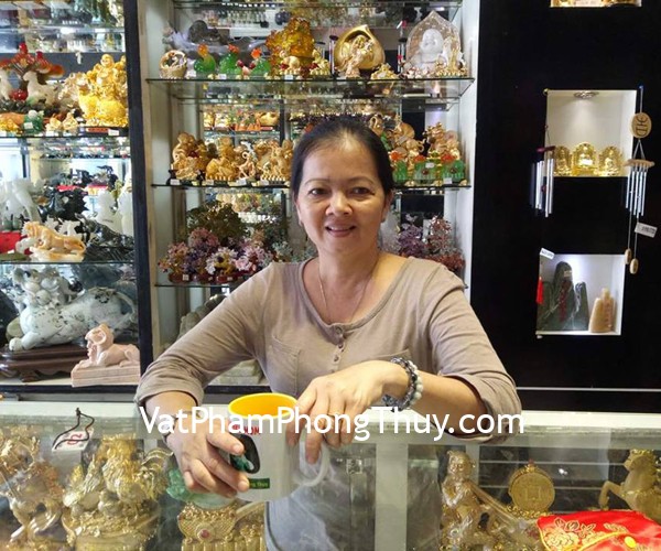 Chị Chi - khách hàng mua chuỗi thạch anh tóc đen Uruguay S6388