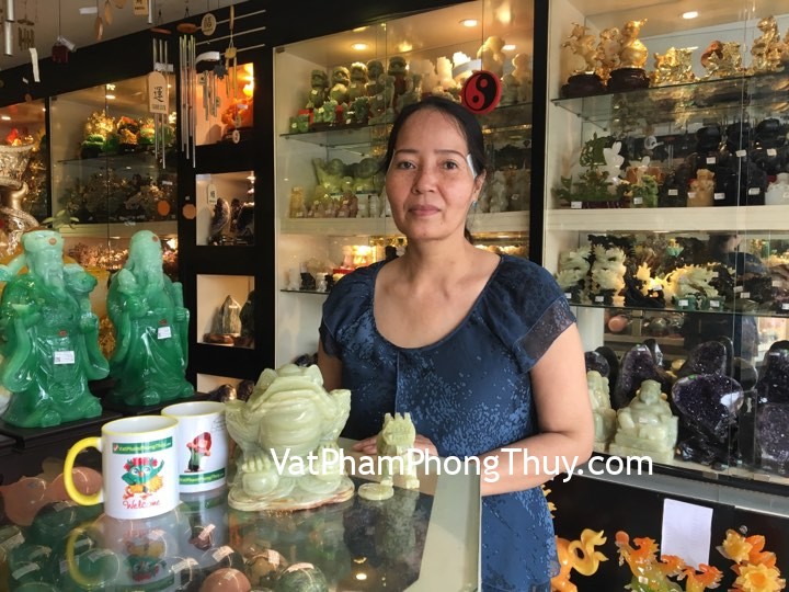 Chị Hằng - khách hàng mua gà đẻ trứng vàng hợp kim Y280, thiềm thừ cẩm thạch khủng CTT-L, tỳ hưu bắc kinh xanh chuẩn BKX-S
