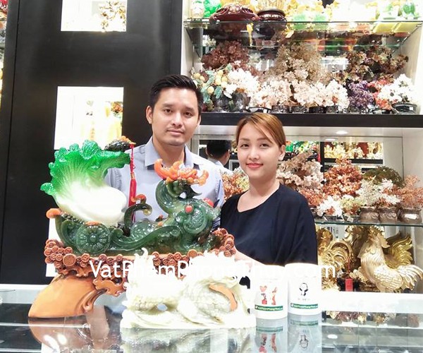 Anh Khoa - khách hàng mua tượng tỳ hưu cánh vểnh C039A, tỳ hưu kéo bắp cải C038A, bắp cải xanh C161A và rồng cẩm thạch nằm lớn N076