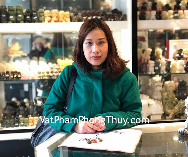 Chị Hà - khách hàng mua móc khóa tỳ hưu S6096,S6418